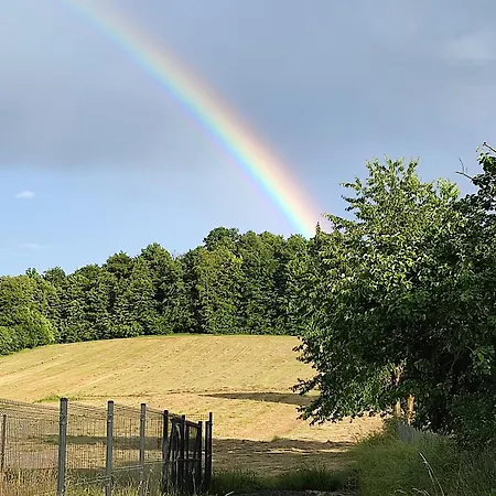 Na Karpackiej 公寓